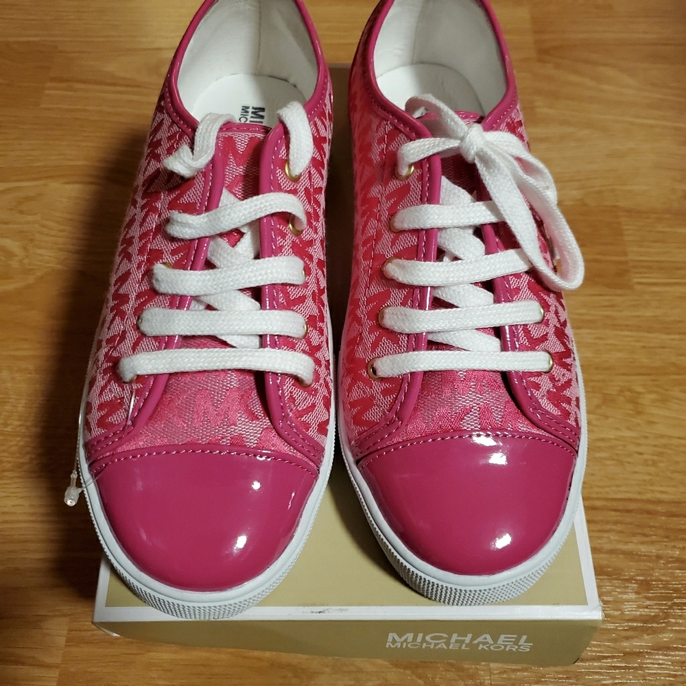 MK. Shoes